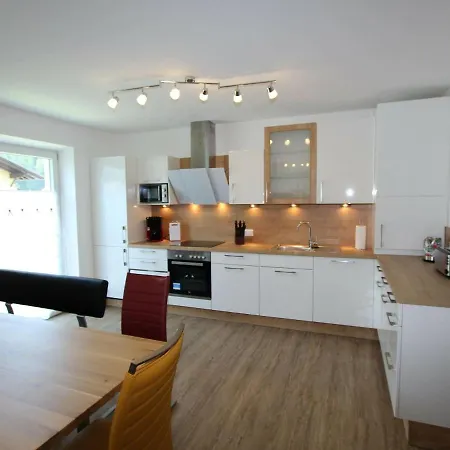 Holiday home In Carinthia Near Lake Pressegger